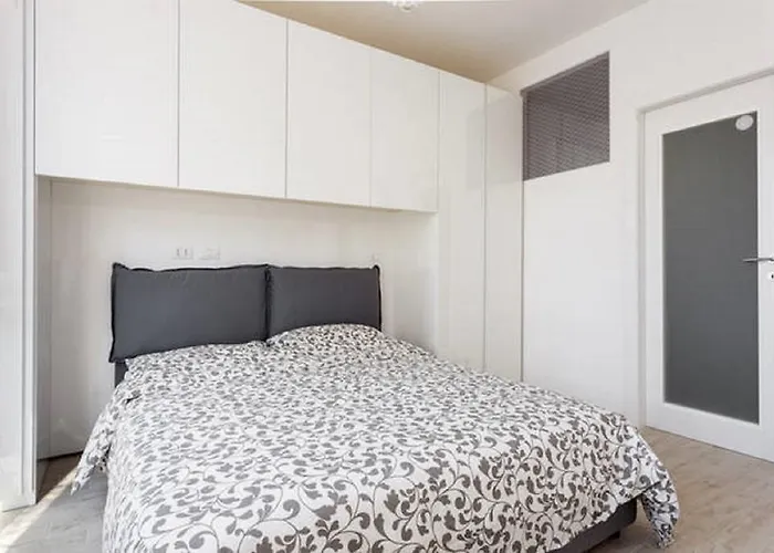 Riva Reno - Short Apartment Bologna